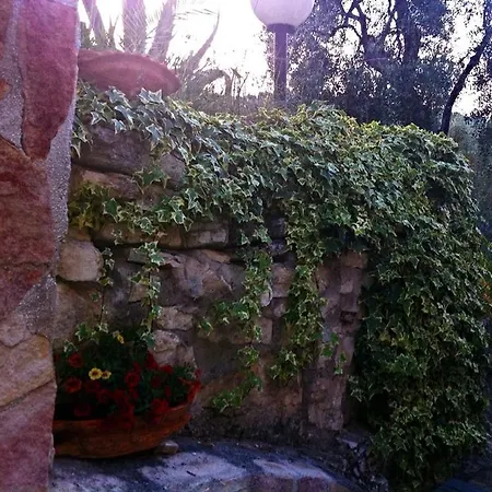 Azienda Agricola Macchiaria Bed & Breakfast *
